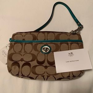 NWT Coach Signature Wristlet (Medium)
